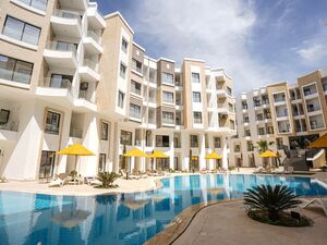  Apartment 2BD 84Sqm Pool View