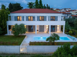 Beautiful Seafront Stone Villa with Swimming Pool