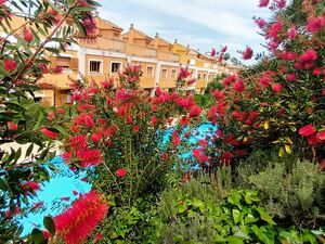 Exclusive terraced house 20 mins from Valencia city.