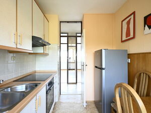 Bright and furnished 2-room apartment in very good location