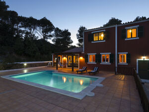 Masia with Pool, Large Warehouse, and Tourist License