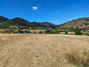 I am selling a plot of land in Zlatibor, 74 ares