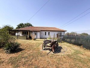 One-Storey House with Guest House & Large Yard | Mamarchevo
