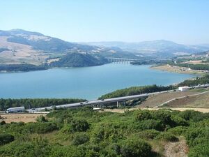 For sale a plot of land whit view of Lake Guardialfiera 