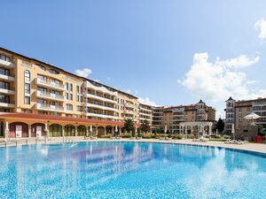 Bargain ! One Bedroom Apartment for Sale in Royal Sun