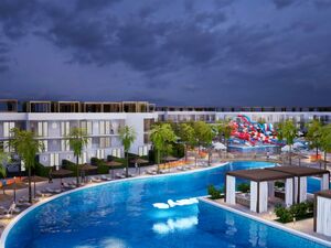 2BR Apartment 102Sqm with Private Garden