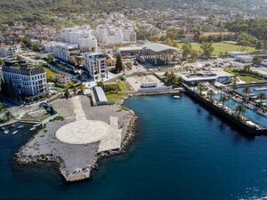 Sea View 3-Bedroom Apartment for Sale in Porto Montenegro Ti