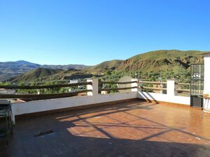 Townhouse with a Wonderful Roof Terrace