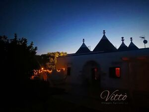 Authentic Trulli & Lamie with Olive Grove and Holiday Home n