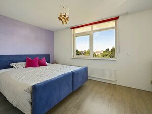 Ruime waterwoning (286 m²) – Middelgeestlaan, Voorschoten