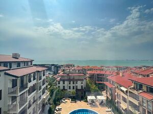 3 Bedroom Apartment with Panoramic Sea Views in Arthur