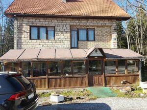 House with Commercial Space for Sale in Han Pijesak, Bosnia 