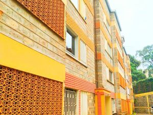 Classic 4 Bedrooms Secure & Tranquil Family-Friendly Home