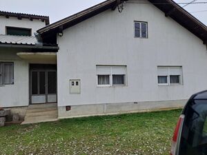 A farm with spring and 5 hectares