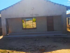 Kwekwe - Redcliff House