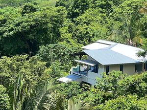 WANT A REALLY SPECIAL PARTY HOME WITH OCEAN VIEW?