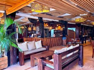 Stylish French themed, leasehold, restaurant and bar