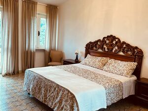 Casa trifamiliare (Piemonte, Italy)