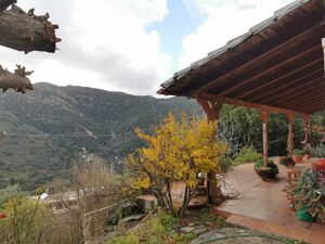 greece creta  house with plot.