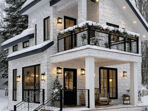 Modern 3-Bedroom Apartment with City View in Berlin