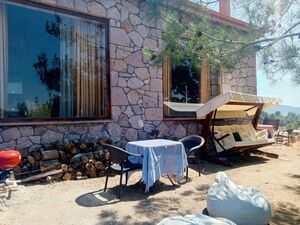 Charming Mountain House with Stunning Nature Views