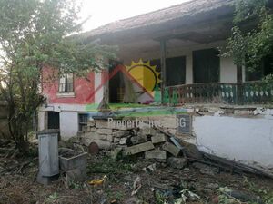 Rural property, Shumen province, 2 stone buildings, 3520 sq.