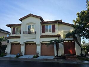 Check out 4bd 2.5 bath apartment 