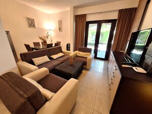 Big 2-Bedroom Apartment with own veranda Marina Cape, Aheloy