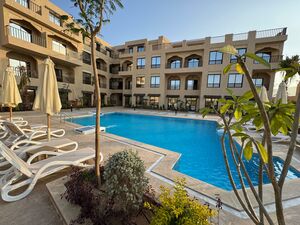 Studio 42Sqm Pool & Garden view