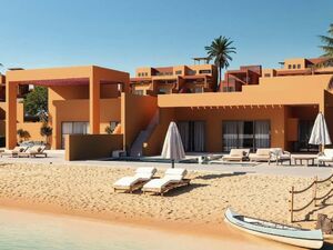 4 Bedroom Villas beachfront Villas for sale in El Gouna 