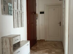 Tuscany City (Florence) APARTMENT + Mountain HOUSE