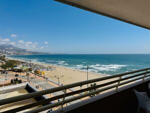 Luxury Beachfront Living – Prime First-Line Location