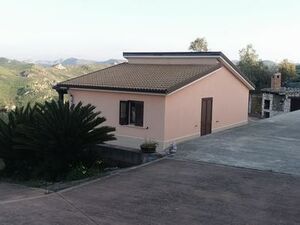 Villa and land in Sicily - Villa Alessi Cda Canalaro