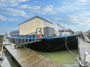 Spacious Houseboat - Filey Bay   £199,000