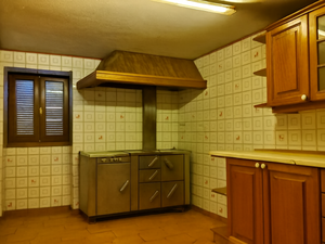 House Of 950 Square Meters, 20 Minutes From The Airport