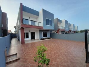 MODERN 4-BEDROOM HOME FOR SALE@ BOTWE SCH JUNCTION