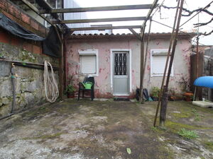 Moradia Geminada Para Restauro próximo do Hospital de Braga