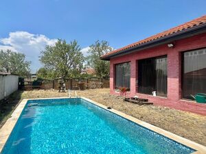 Detached House with Pool, No Maintenance Fee Goritsa Village