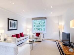 A Lovely One Bedroom Fully Furnished Flat in London