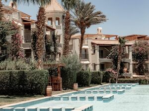 studio apartment 54sqm pool view for sale, in hurghada