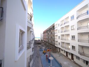 🌊 1-Bedroom Apartment with Pool & Promenade View 