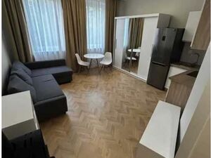 Renovated Studio €44k fully furnished+garage, gated, no fee!