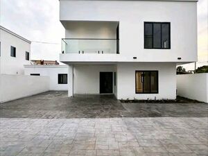 MODERN 3-BEDROOM HOUSE FOR SALE@ WEST TRASACCO; $210K