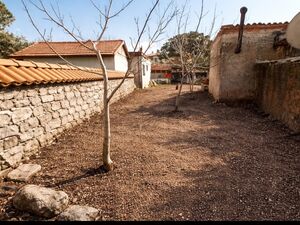 Ayvalik Historic Macaron: House & Land, Suitable for Pool