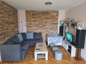 Frantastic three-room registered apartment in Novi Sad