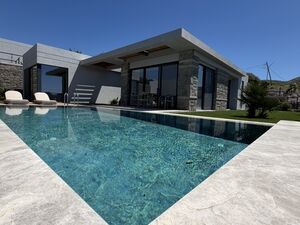 Exclusive villa with a pool 3+1