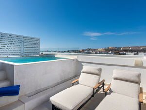 MODERN 4 BEDROOMS TOWNHOUSE WITH PRIVATE POOL IN LA CALA 