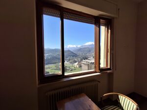 Fully renovated apartment in charming Amandola