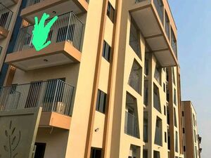 EXECUTIVE 2-BEDROOM FLAT TO LET@ NORTH LEGON