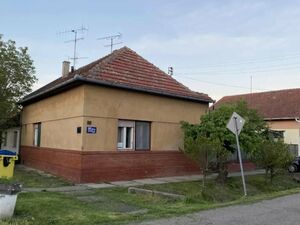 I am selling a house in Bečej